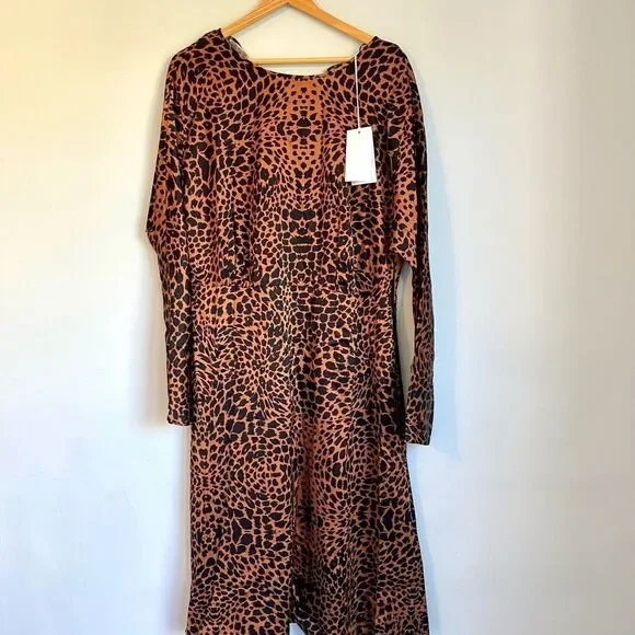 Hugo boss darkea long sleeve animal print dress NWT - Picture 7 of 9